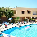 Latania شقة فندقية 3*