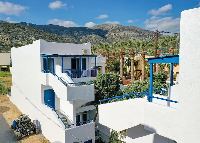 Latania Aparthotel 3*