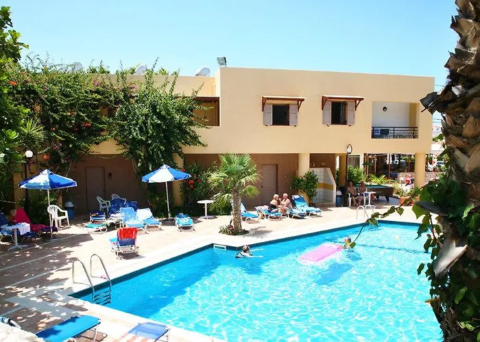 Latania Aparthotel 3*