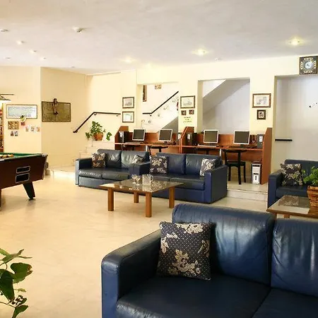 Apart Otel Latania